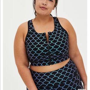 Torrid Black Mermaid Zip Front Wicking Sports Bra